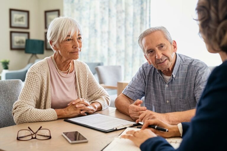 Proveer at Port City | Seniors talking with caregiver